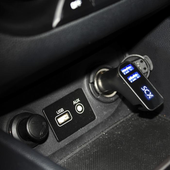 V11 Light-up GPS Car Tracker