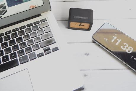 Wireless Limestone Charging Desk Clock